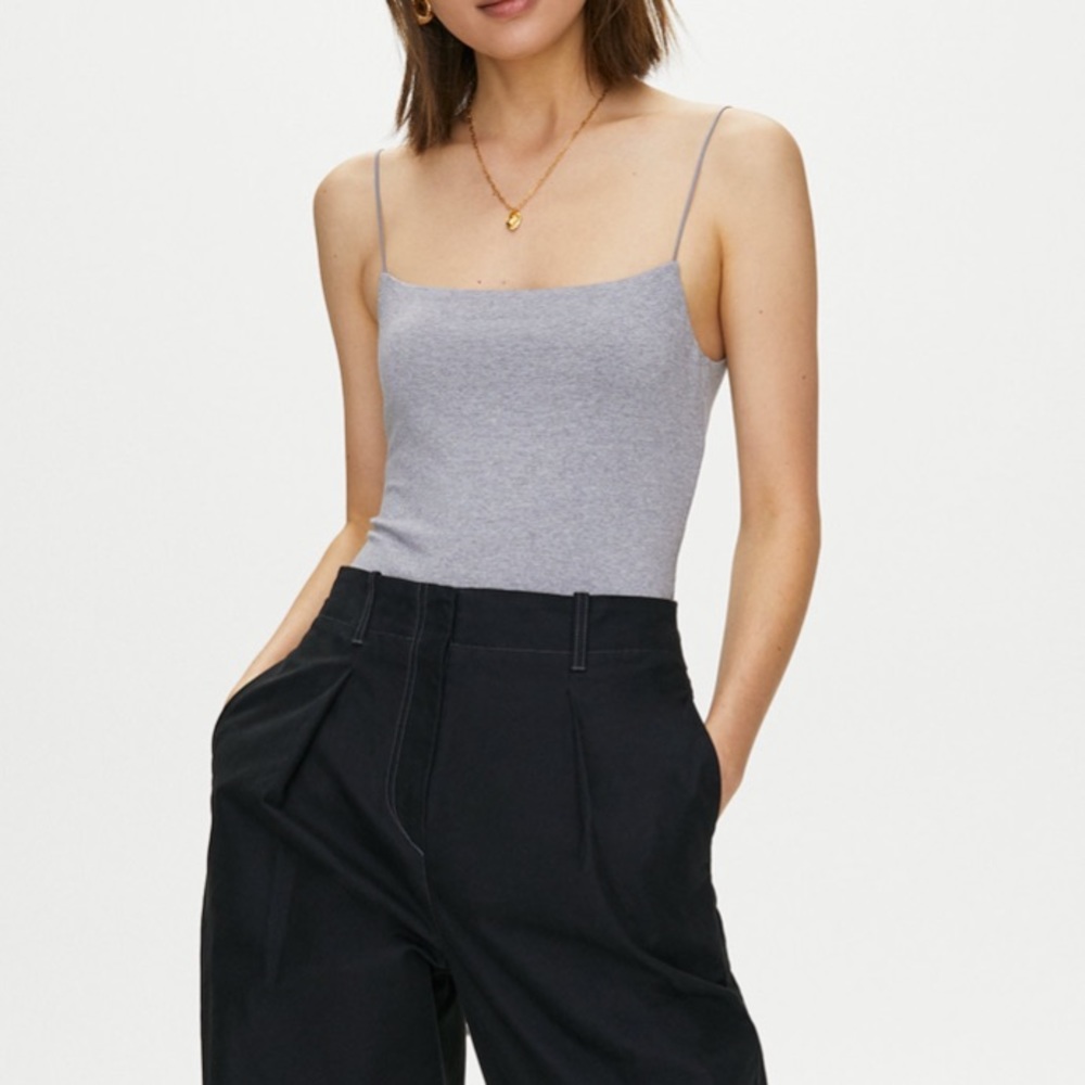 Aritzia Tiny Tank (Wilfred Free)